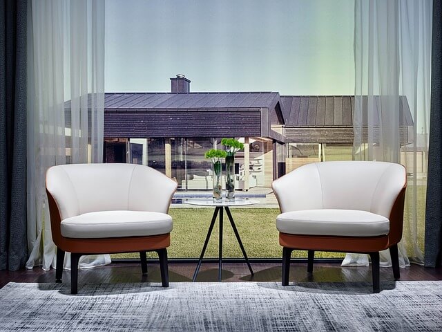 집에서 혼자 식사할 때 덜 외로워지는 테이블 배치법